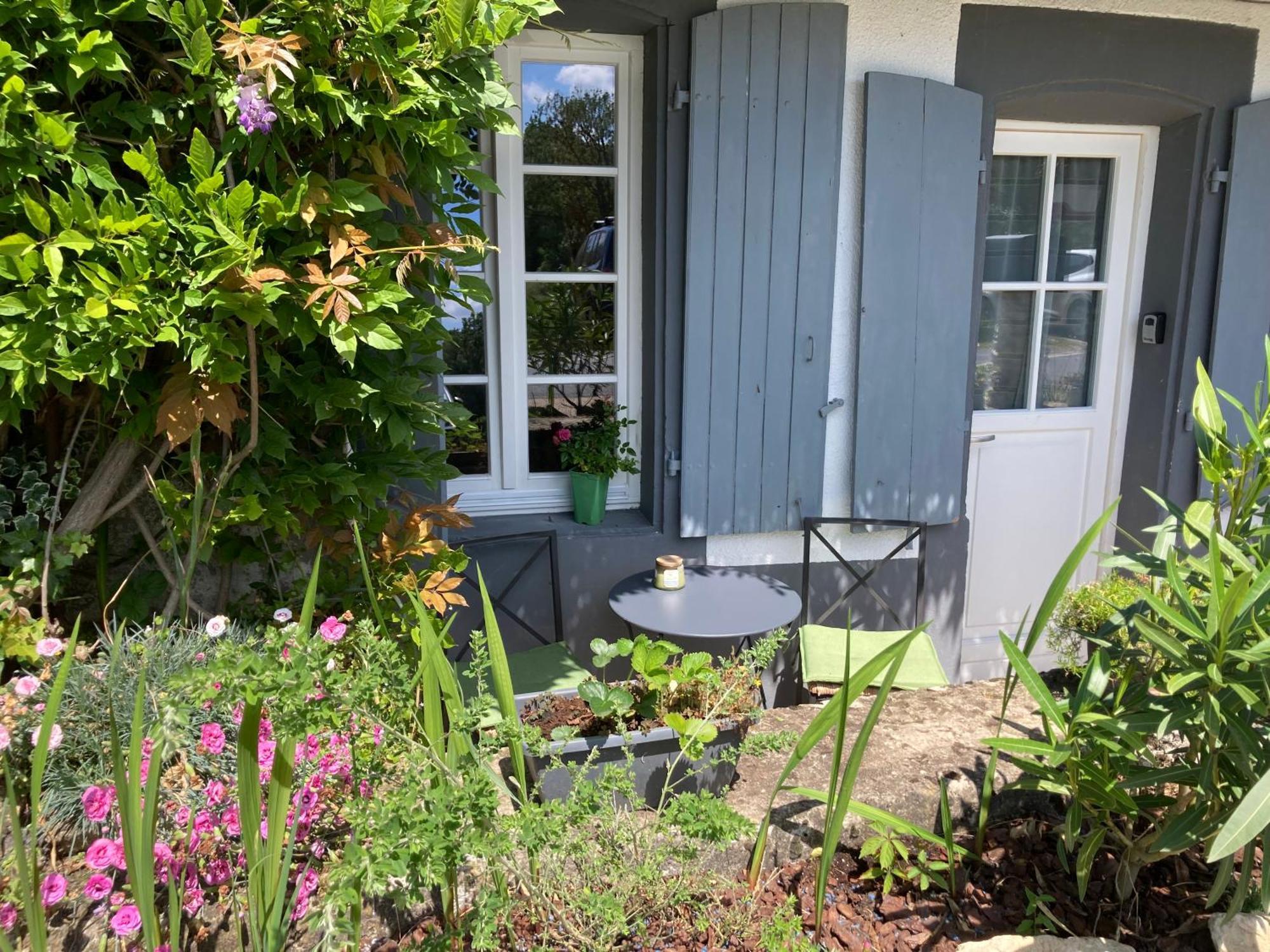 Le Lodge De Serenite Cuffy Exterior photo